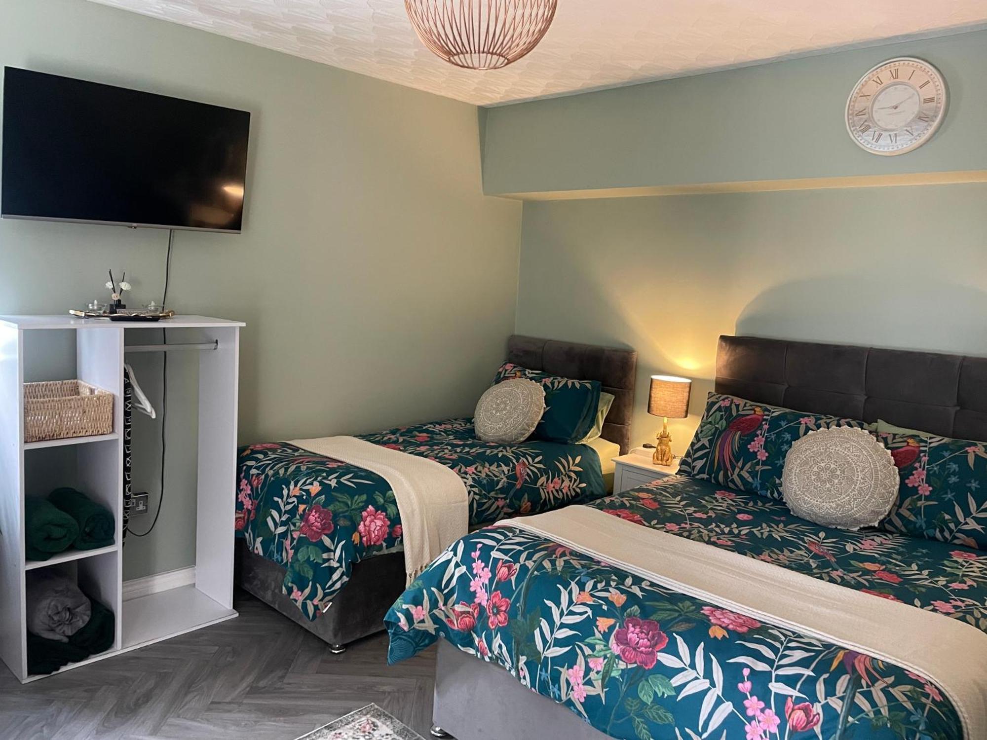 The Rose Garden Room - Self Contained Studio Ballycastle Exterior photo